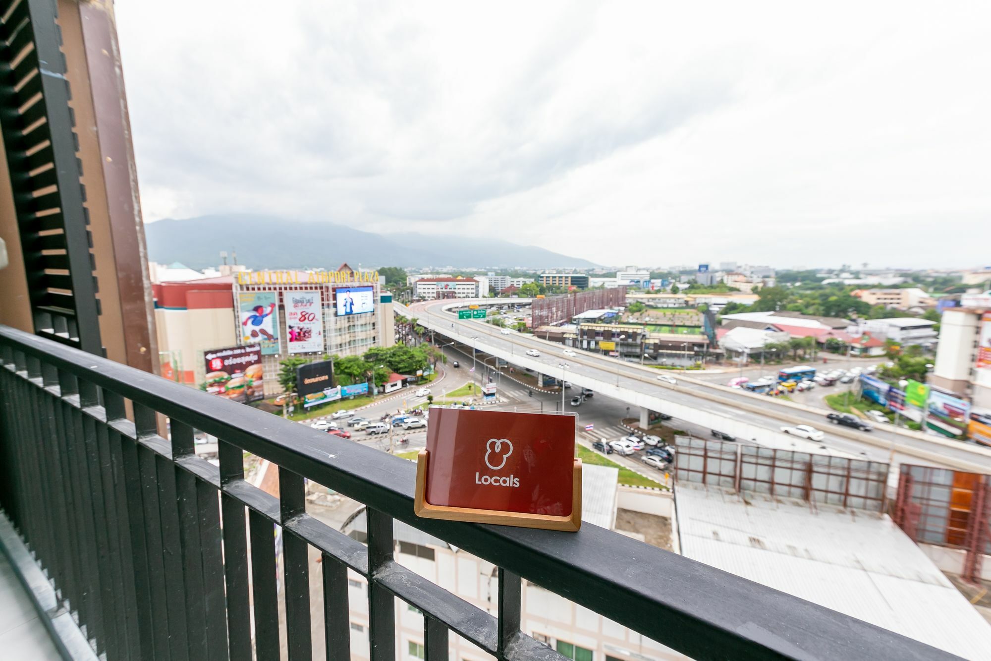 Locals Prio Chiangmai Central Airport Plaza Chiang Mai Zewnętrze zdjęcie